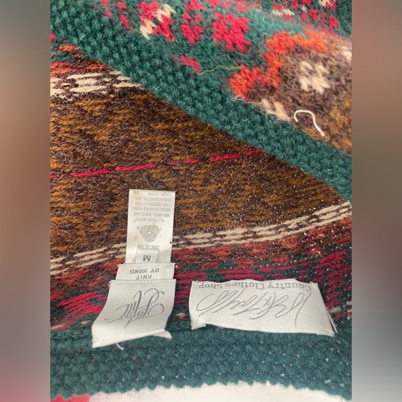 Vintage Lord & Taylor Wool Holiday Patterned Sweater Like Festive Vest - Picture 11 of 11
